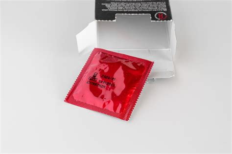 Blowjob ohne Kondom gegen Aufpreis Begleiten Würmer